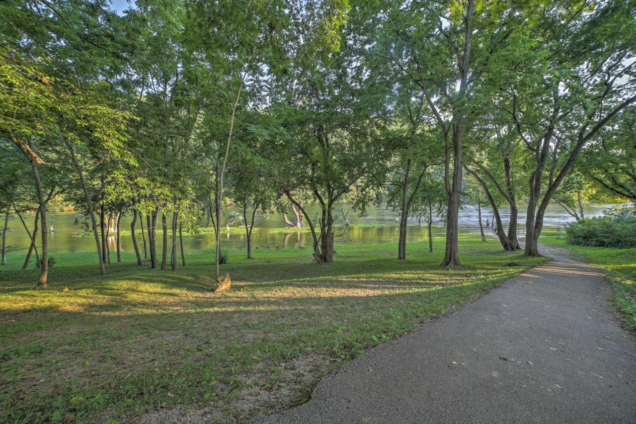 Walk-In Condo At Pointe Royal Resort With King Beds! Branson Extérieur photo